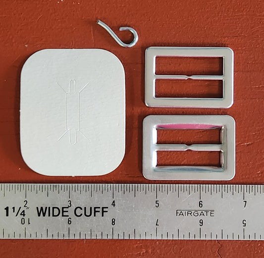 Two-part aluminum buckle with template and tong 1-1/4-inch interior size