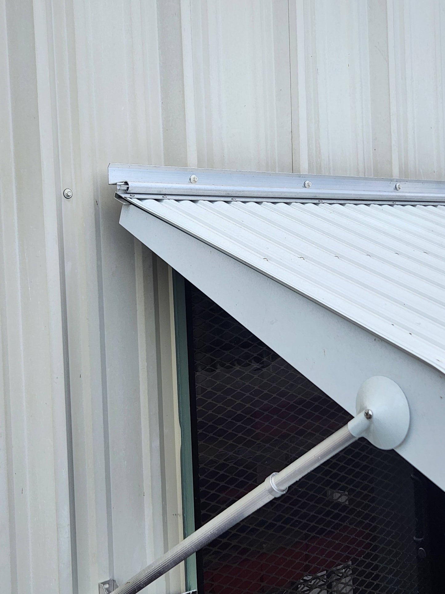 Clamshell Awning hinge - female