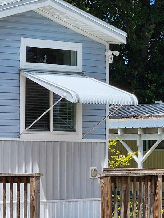 Aluminum Clamshell Window Awning