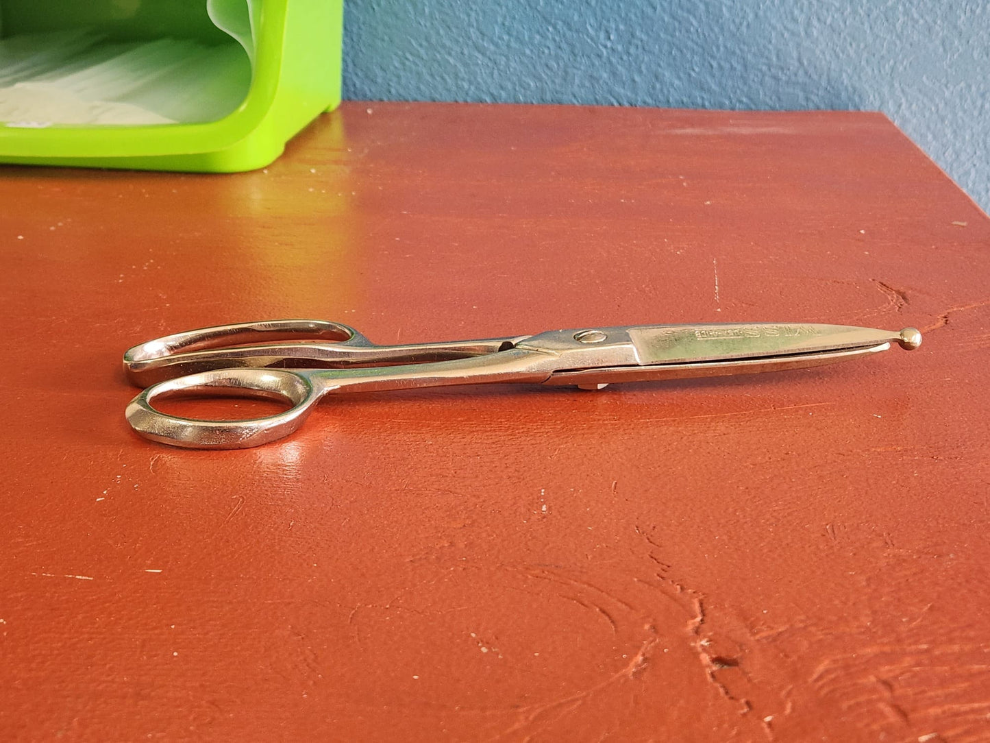 Wiss scissors - 4-IDB